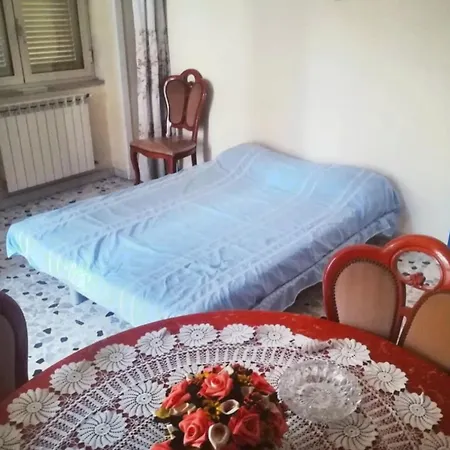 Quiet House In Volla (Naples)