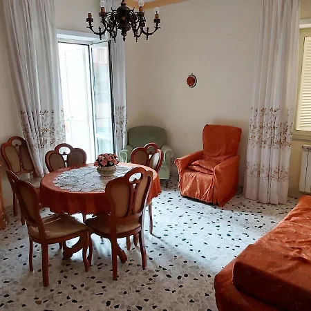 Quiet House In Lägenhet Volla (Naples)