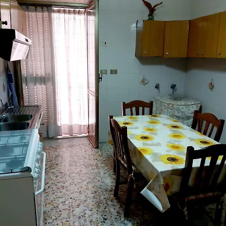 Quiet House In Lägenhet Volla (Naples)